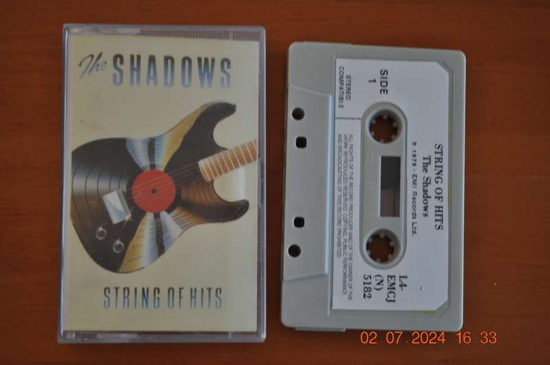 The Shadows - String Of Hits (Cassette)