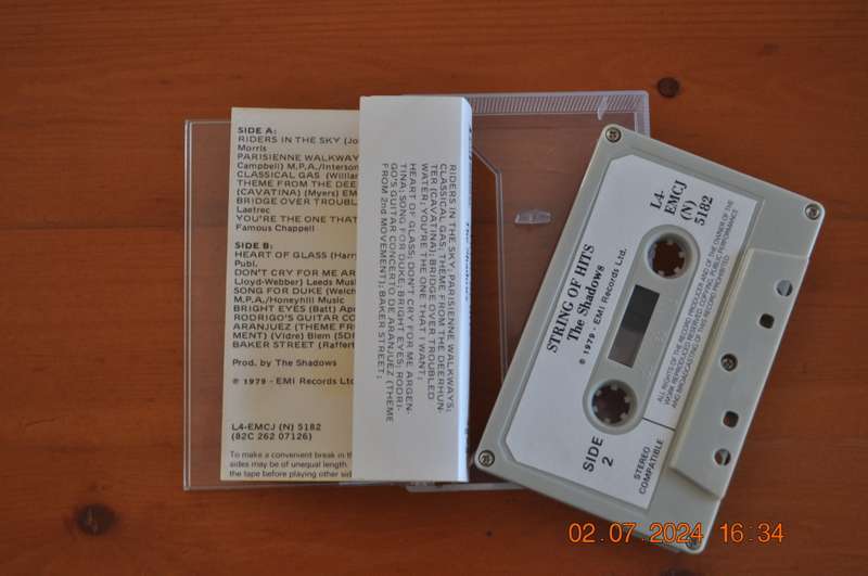 The Shadows - String Of Hits (Cassette)