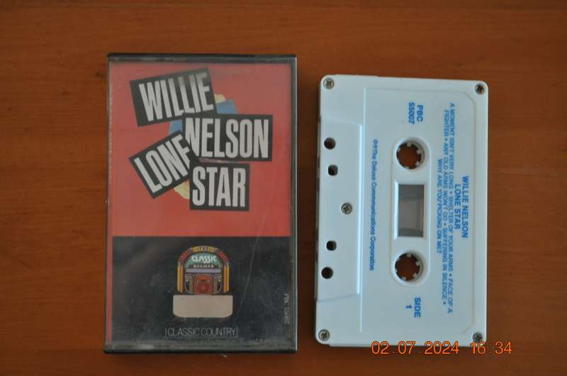 Willie Nelson - Lone Star (Cassette)