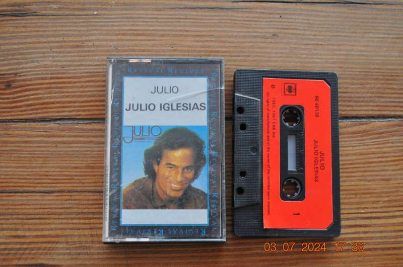 Julio Iglesias - Julio (Cassette)