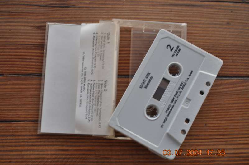 Night Ark - Moments (Cassette)