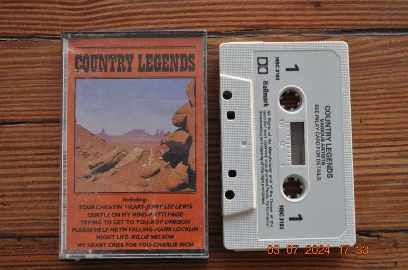 Country Legends - Various (Cassette)