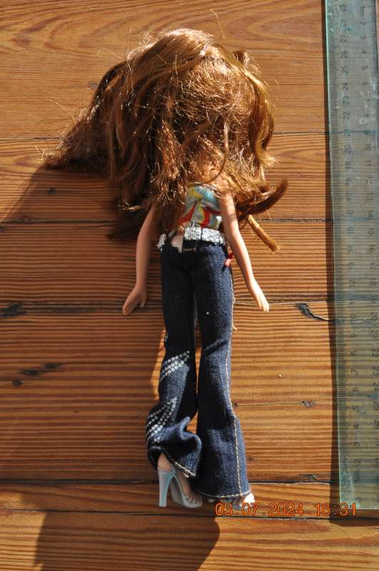 Bratz Doll Blue Jeans 2001