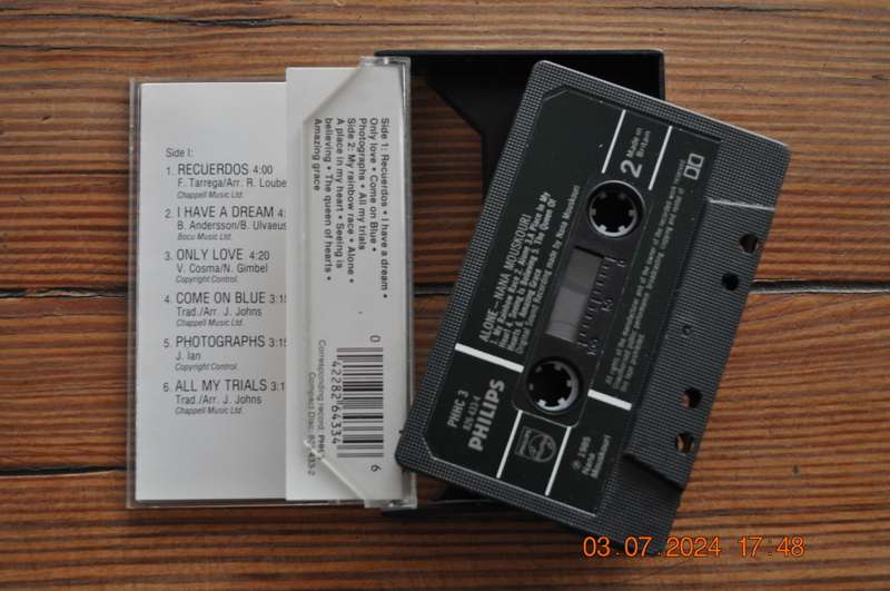 Nana Mouskouri - Alone (Cassette)