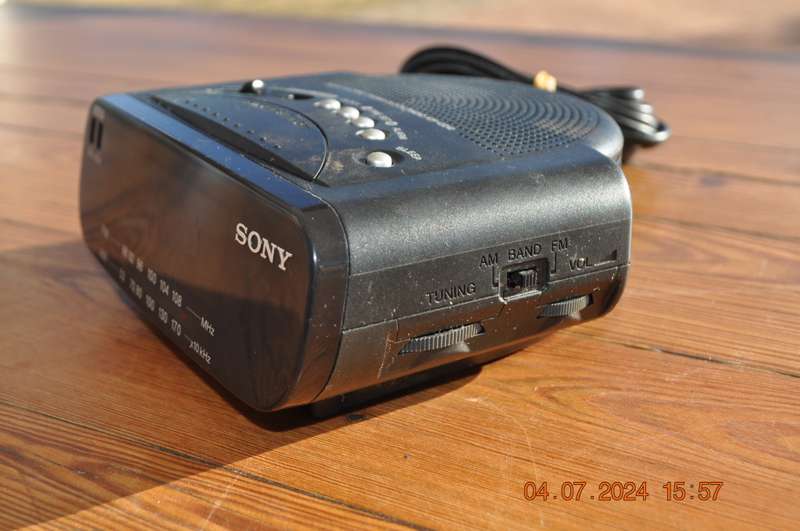 Sony FM AM Alarm Clock Radio