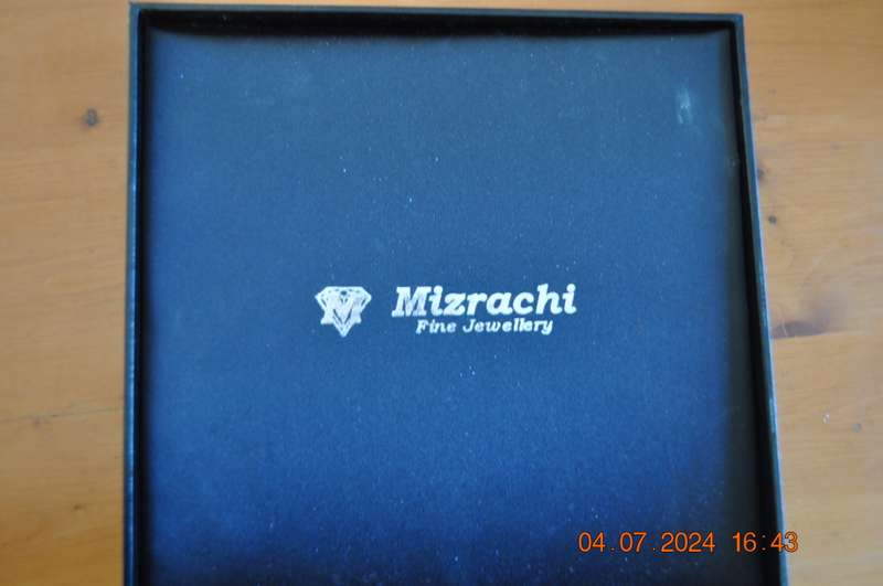 Mizrachi Fine Jewelry Necklace Box