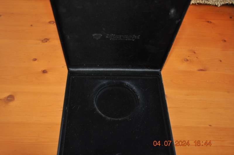 Mizrachi Fine Jewelry Necklace Box