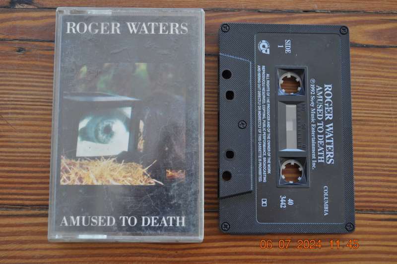 Roger Waters - Amused To Death (Cassette)