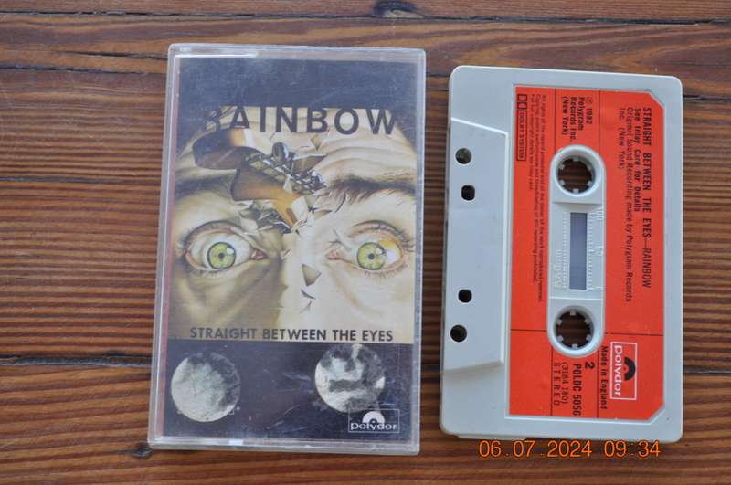 Rainbow - Straight Between The Eyes (Cassette)