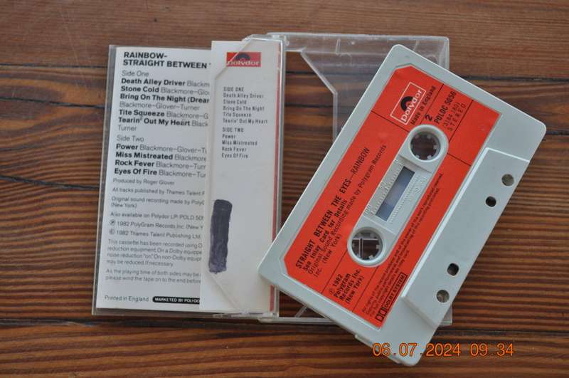 Rainbow - Straight Between The Eyes (Cassette)