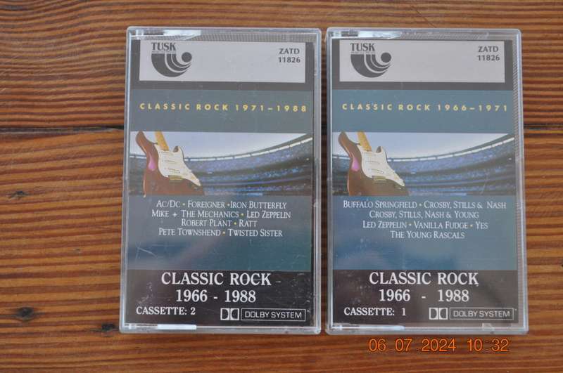 Classic Rock - 1966-1988 : Various (2 Cassettes)