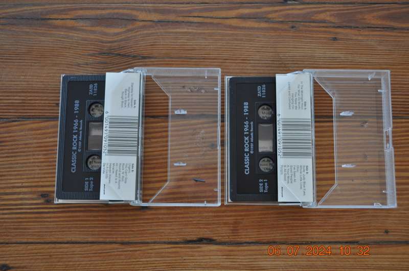 Classic Rock - 1966-1988 : Various (2 Cassettes)