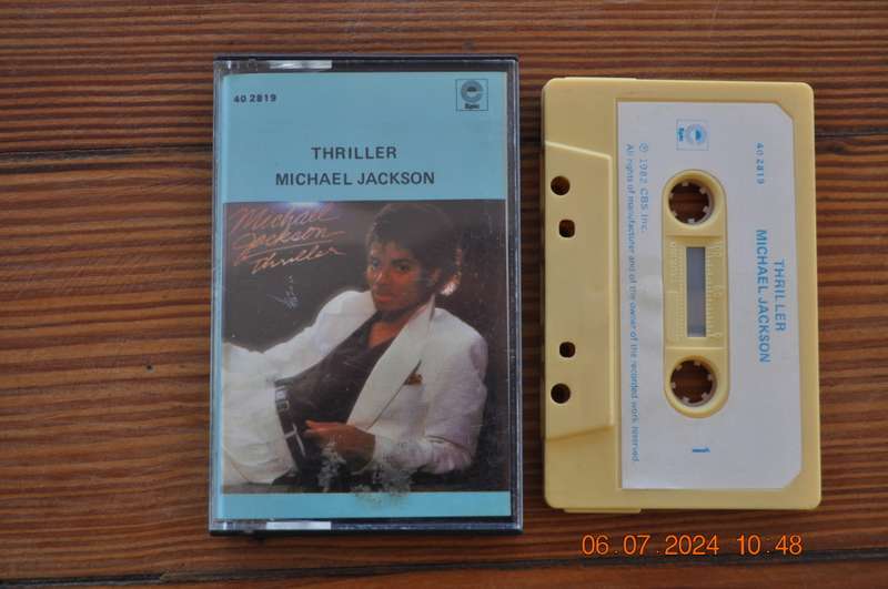 Michael Jackson - Thriller (Cassette)