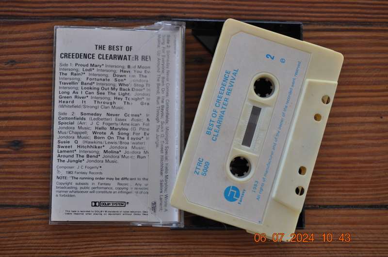Creedence Clearwater Revival - The Best Of (Cassette)