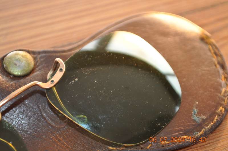 Vintage Polaroid Clip On Sunglasses