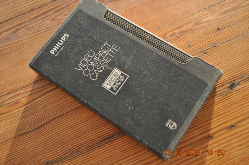 Philips Video Compact Cassette VCC360
