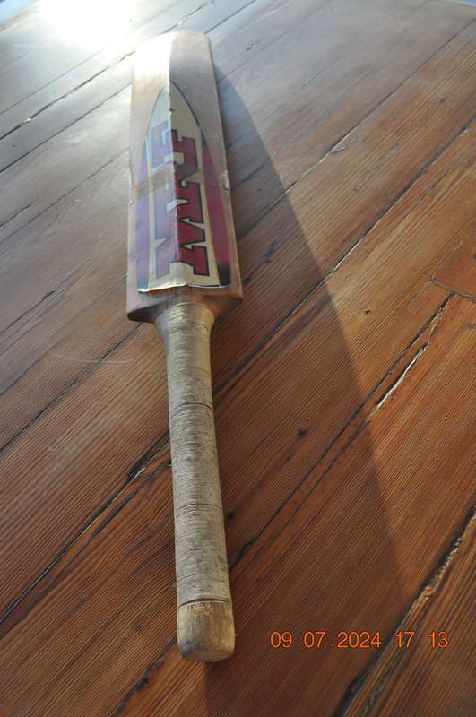 MRF Prodigy Kashmir Willow Size 4 Cricket Bat