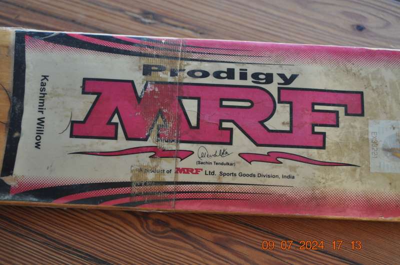MRF Prodigy Kashmir Willow Size 4 Cricket Bat
