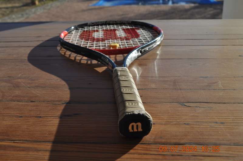 Wilson Youth Roger Federer Size 25 Tennis Racket