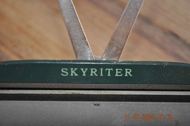 Vintage Smith Corona Skyriter 1950s Typewriter