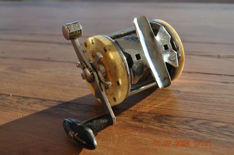 Garcia Mitchell 600 Fishing Reel