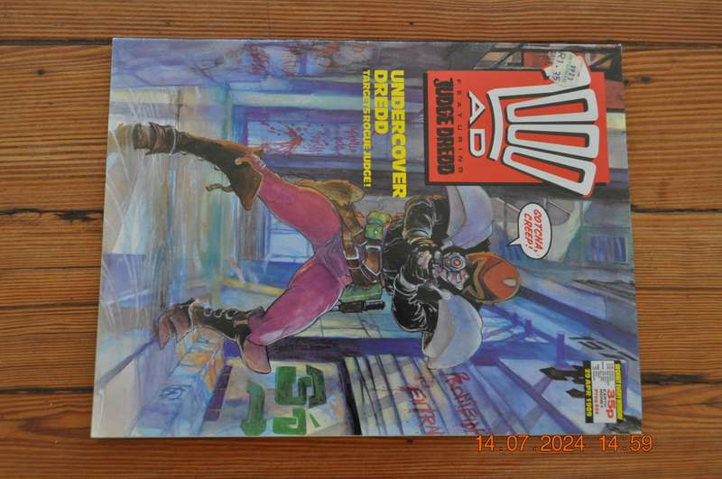 2000AD Prog 624 Featuring Judge Dredd