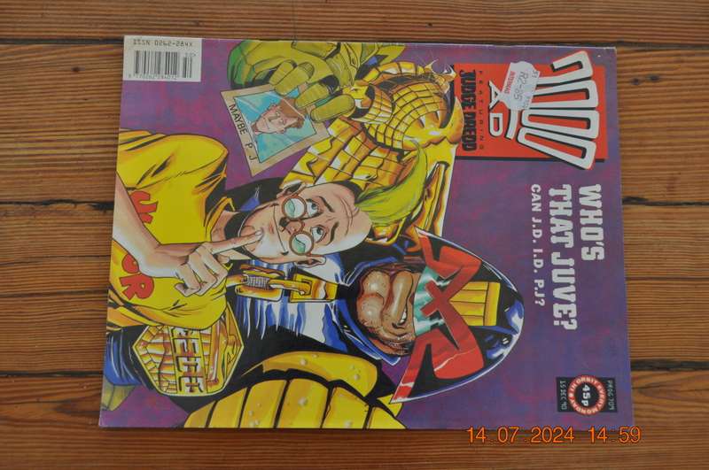 2000AD Prog 709 Featuring Judge Dredd