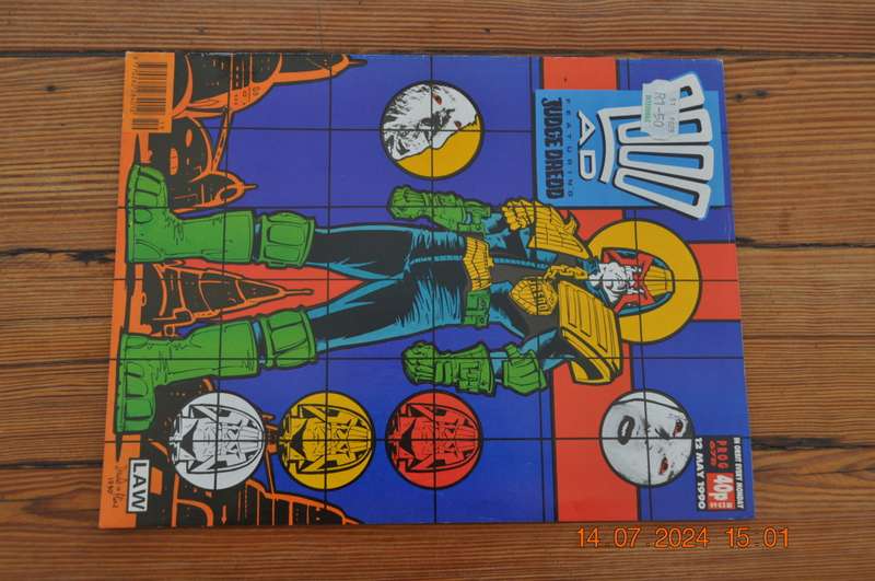 2000AD Prog 678 Featuring Judge Dredd
