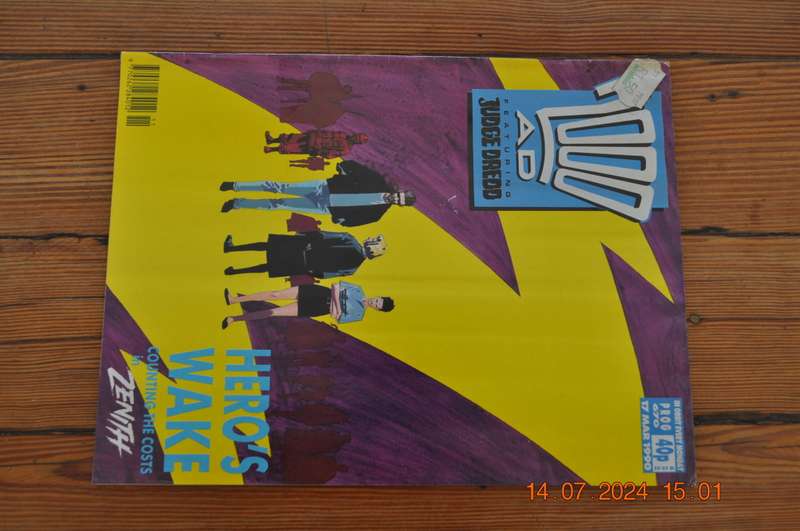 2000AD Prog 670 Featuring Judge Dredd