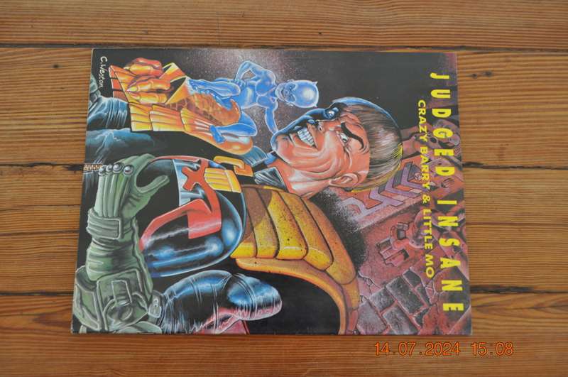 2000AD Prog 635 Featuring Judge Dredd