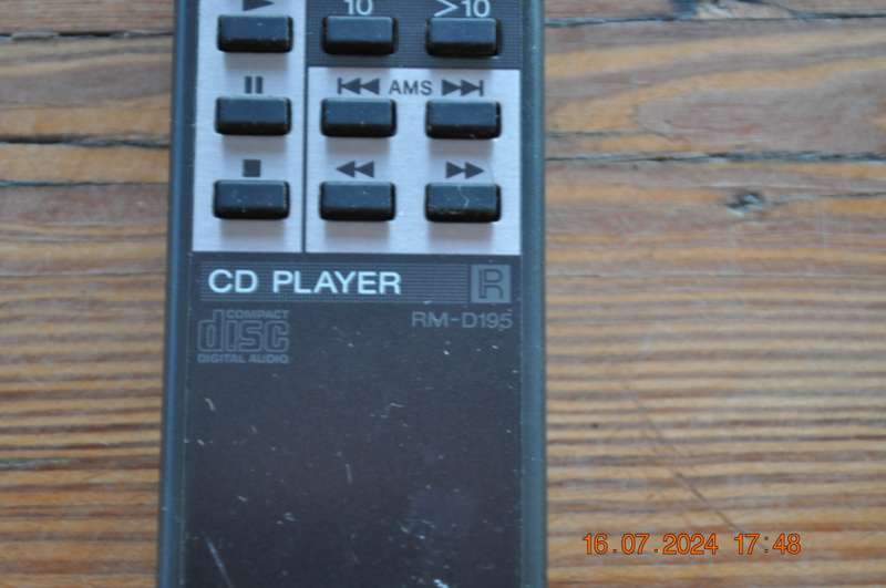 Original Sony CD Player Remote Control RM D195