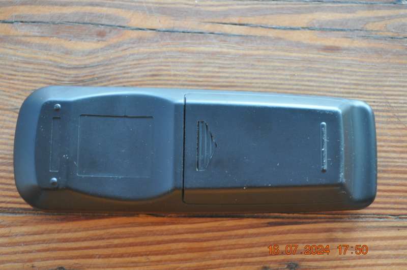 Original Kenwood Audio Video Remote RC RO711