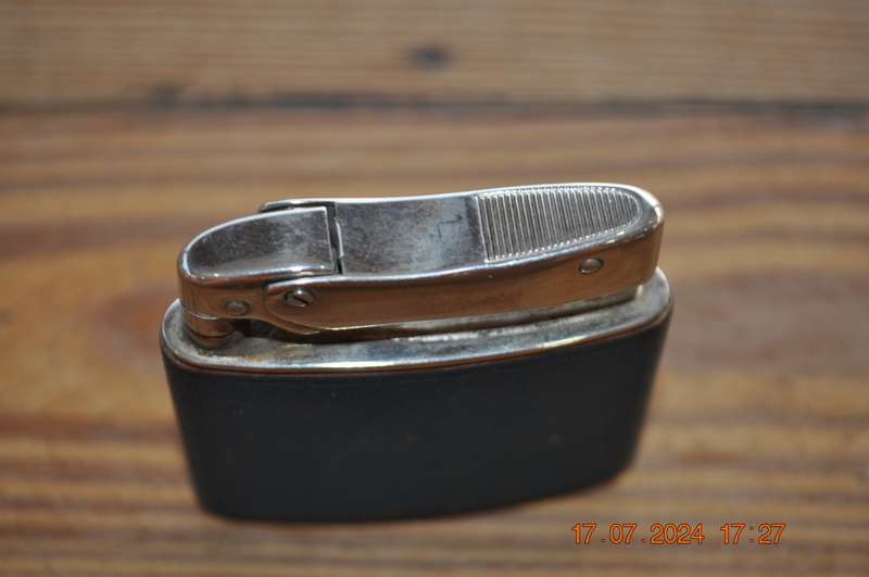 Vintage Mylflam Lighter