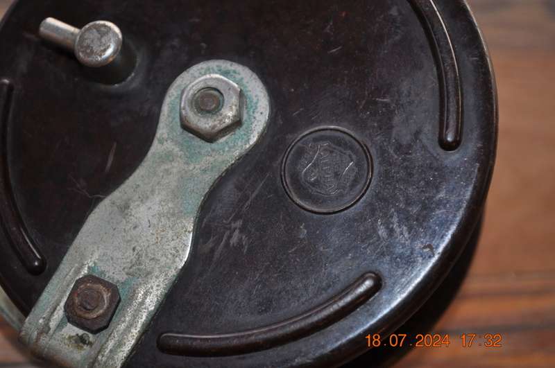 Vintage Alpha Bakelite Fishing Reel