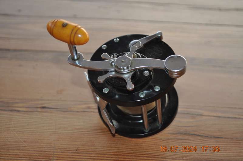 Penn Delmar 285 Fishing Reel