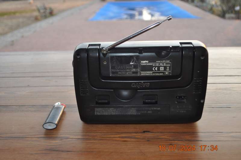 Sanyo FM AM Portable Radio