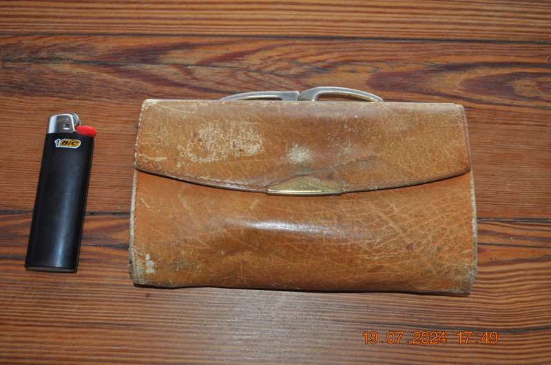 Vintage Purse Genuine Hide