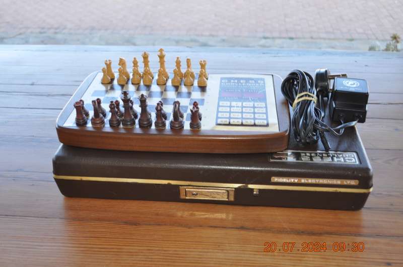 Vintage Chess Challenger Fidelity Electronics