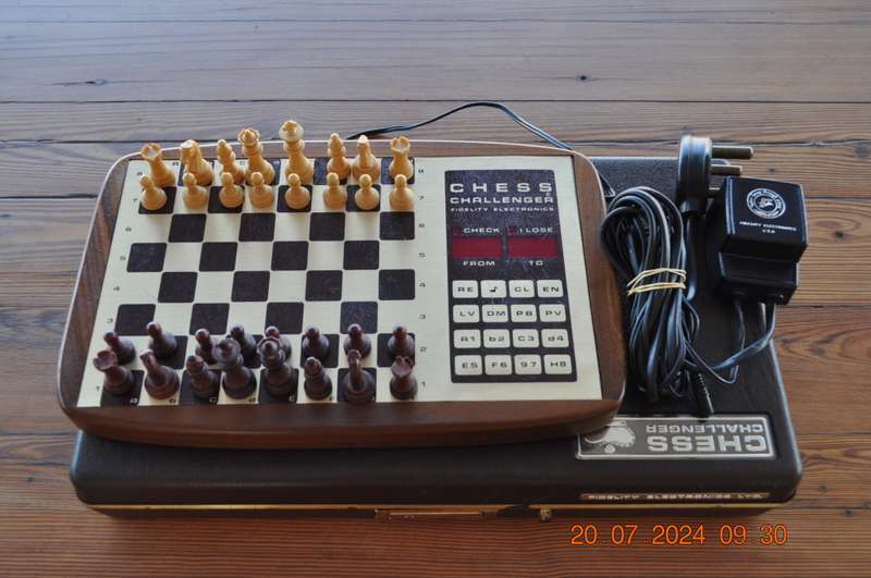 Vintage Chess Challenger Fidelity Electronics