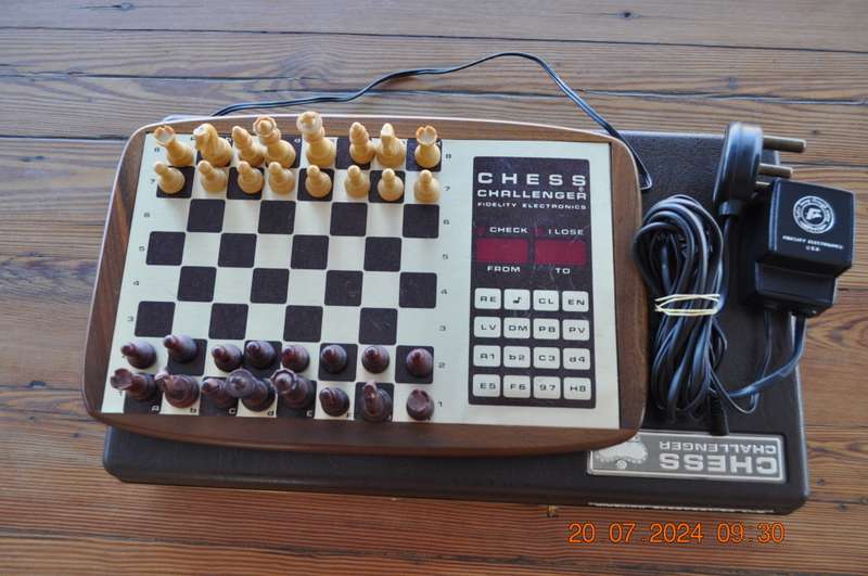 Vintage Chess Challenger Fidelity Electronics