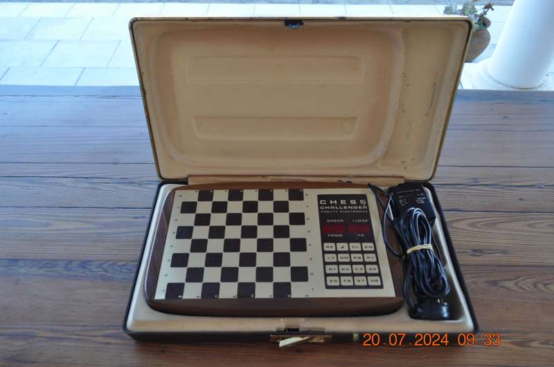 Vintage Chess Challenger Fidelity Electronics