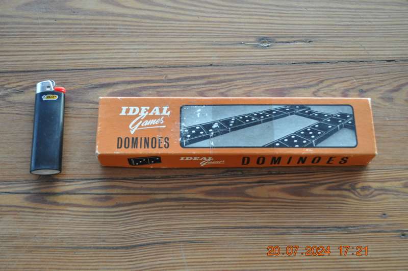 Vintage Color Dot Dominoes