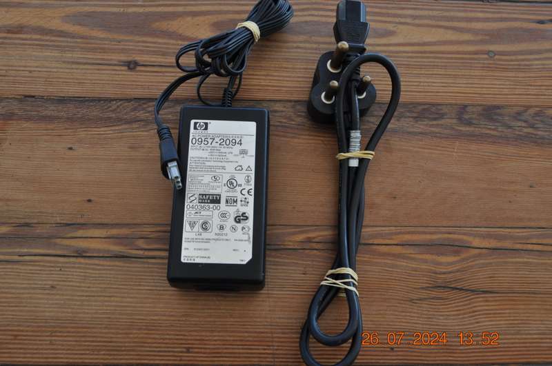 Original HP AC Power Supply Adapter HP 0957-2094