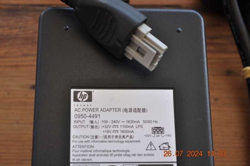 Original HP AC Power Supply Adapter HP 0950-4491