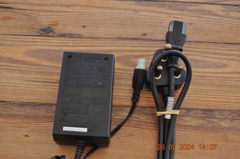 Original HP AC Power Supply Adapter HP 0957-2119