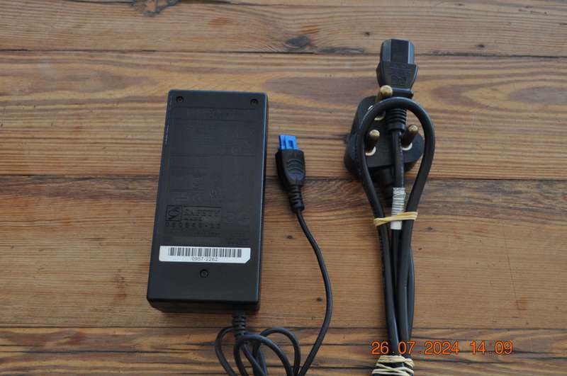 Original HP AC Power Supply Adapter HP 0957-2262