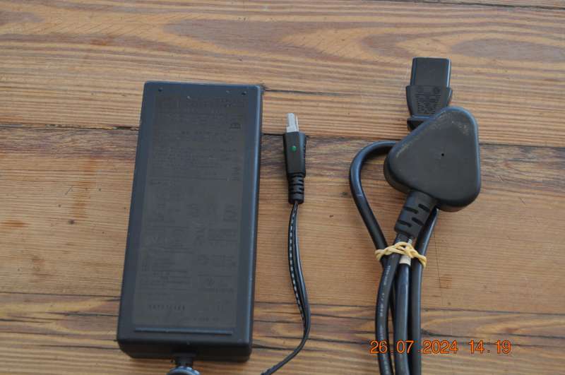 Original HP AC Power Supply Adapter HP 0957-2176