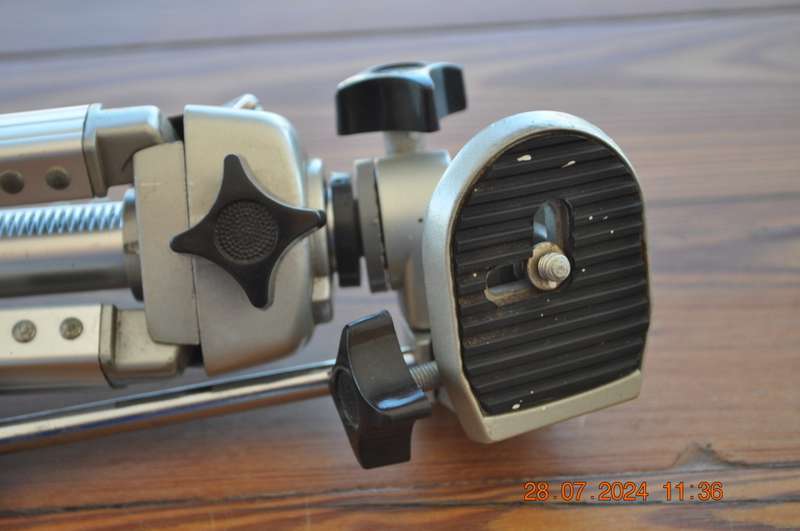 Camera Tripot Stand With Shoe Mount