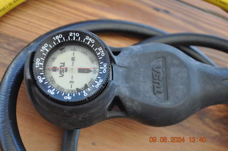Mares V16 SCS Regulator With Tusa Pressure 3 Gauge