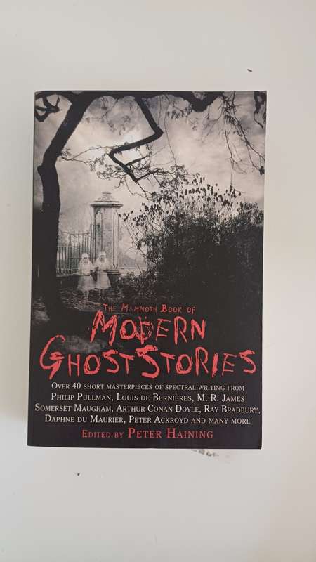 The Mammoth Book of Modern Ghost Stories